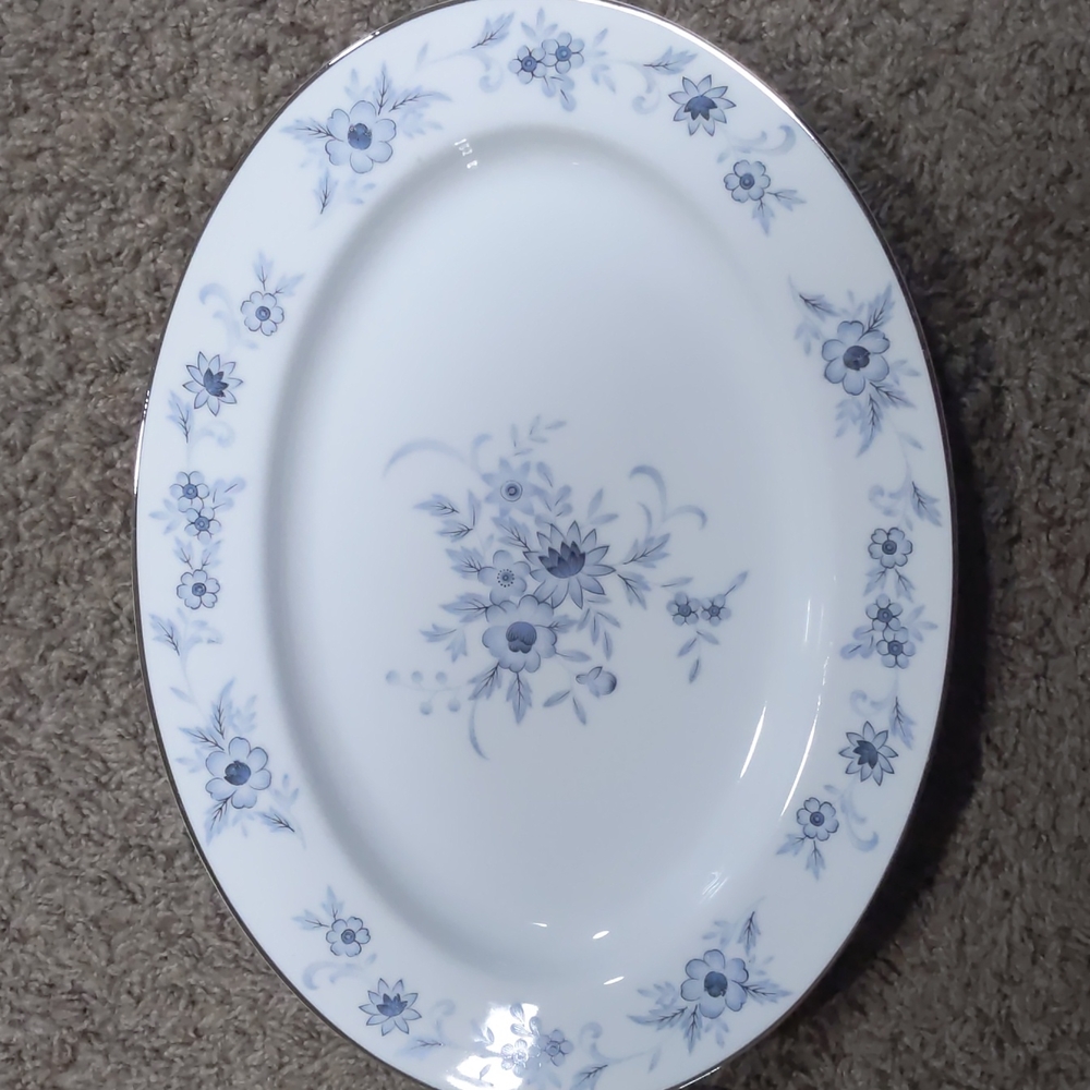 Nasco Champlain blue with flowers serving dish 12 x 9